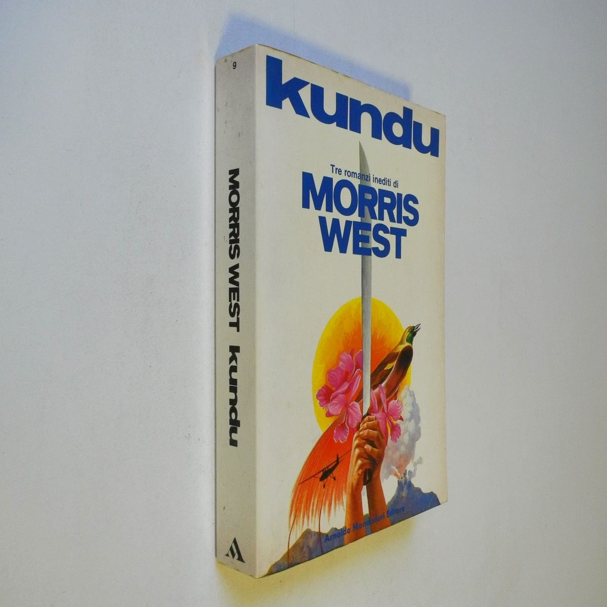 Morris West Kundu